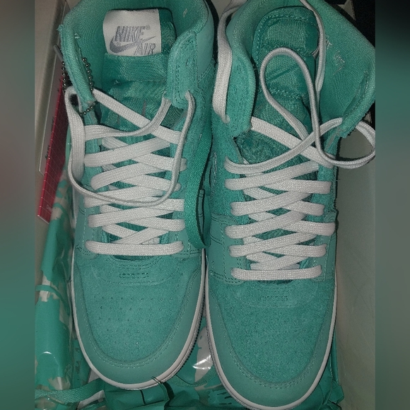 Jordan Airship ×Corporate Got EM - Picture 7 of 12